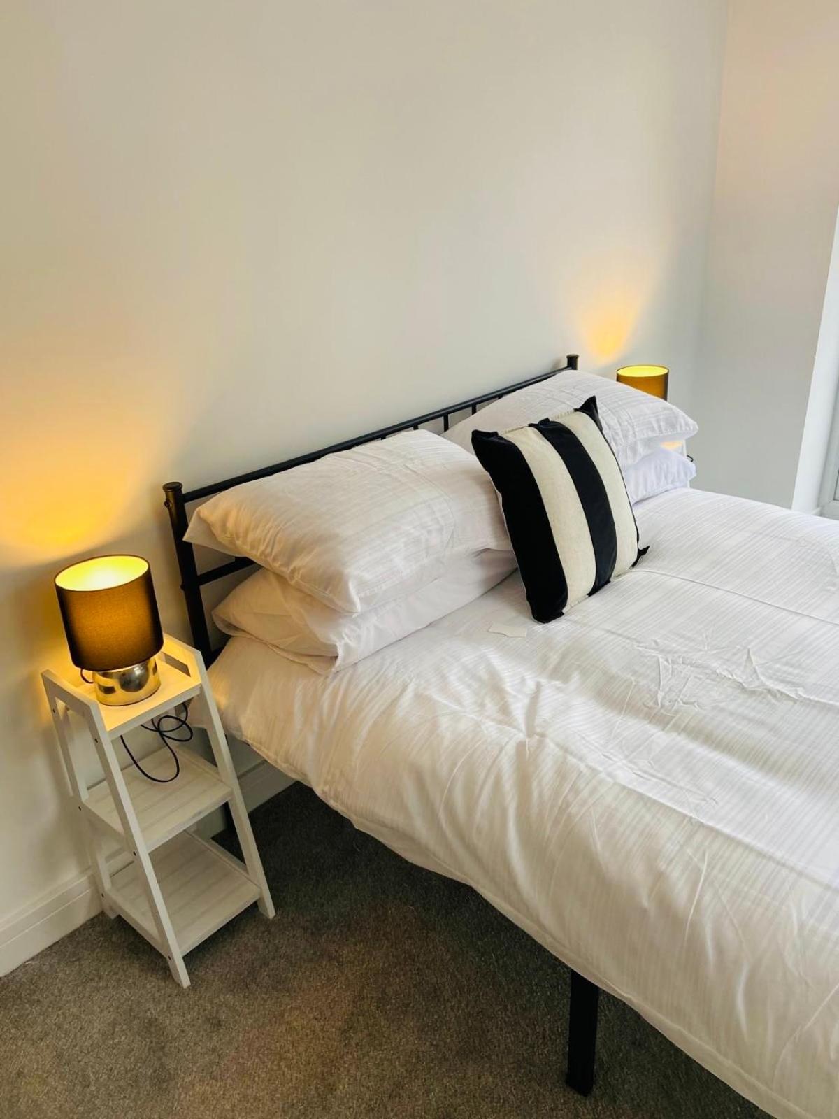 Modern Flat With Free Parking Close To Birmingham Centre Eksteriør billede